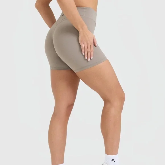 Unified Wrap Shorts - Picture 2 of 4